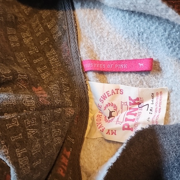 Pullover Sweatshirt and matching Sweatpants. Size: XS - Picture 3 of 10